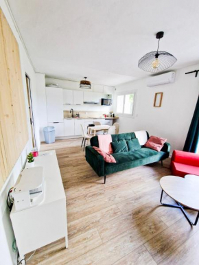 Studio de charme, wifi, parking privatif privé, clim, proximité polygone riviera